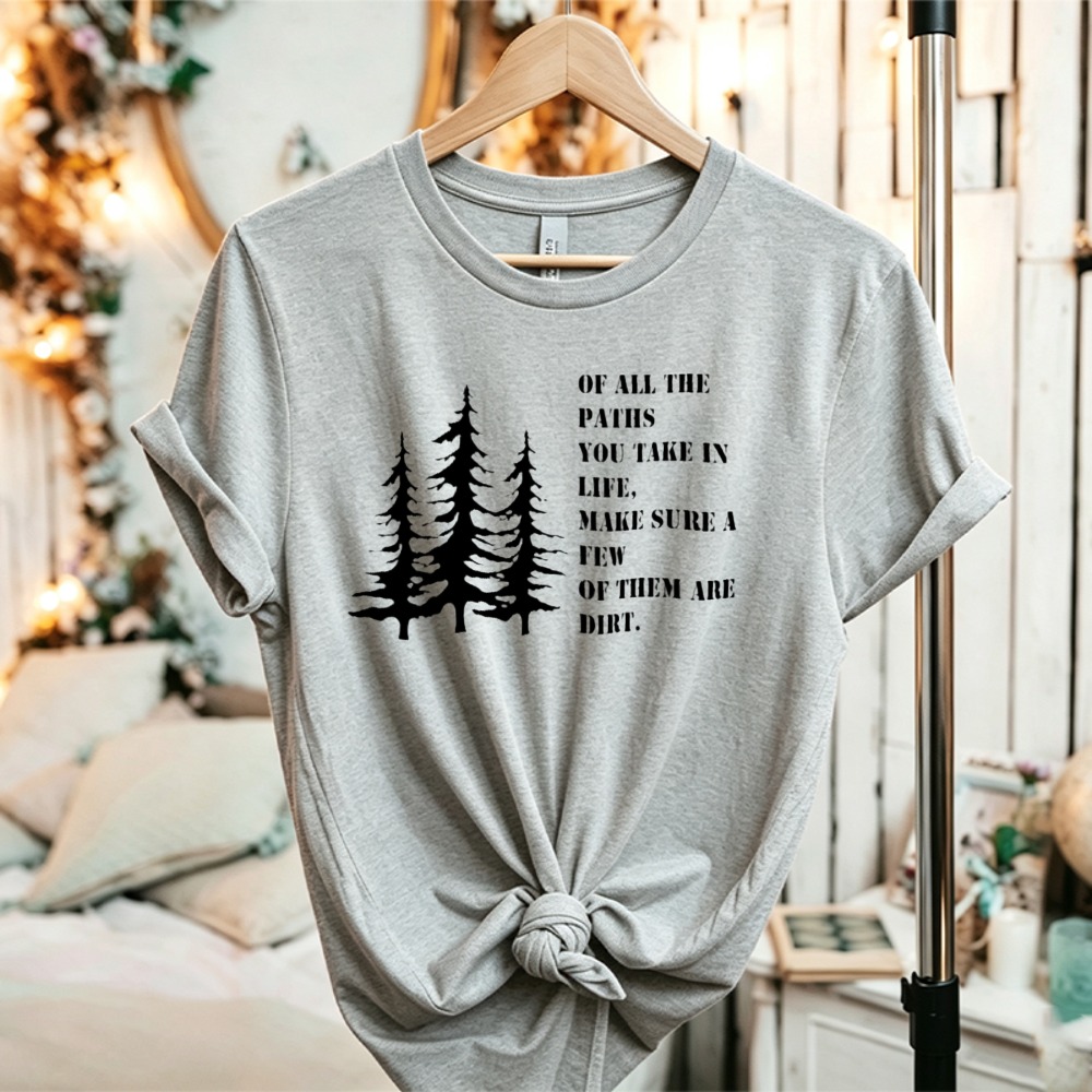 Outdoor Adventure Quotes Short - Kaos Grafis Petualangan Alam dengan Kutipan